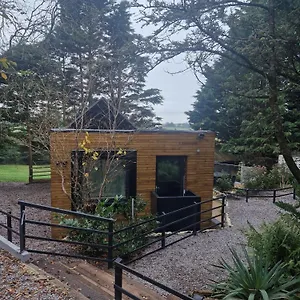 https://villa-ty-branwen.tophotelsbath.com